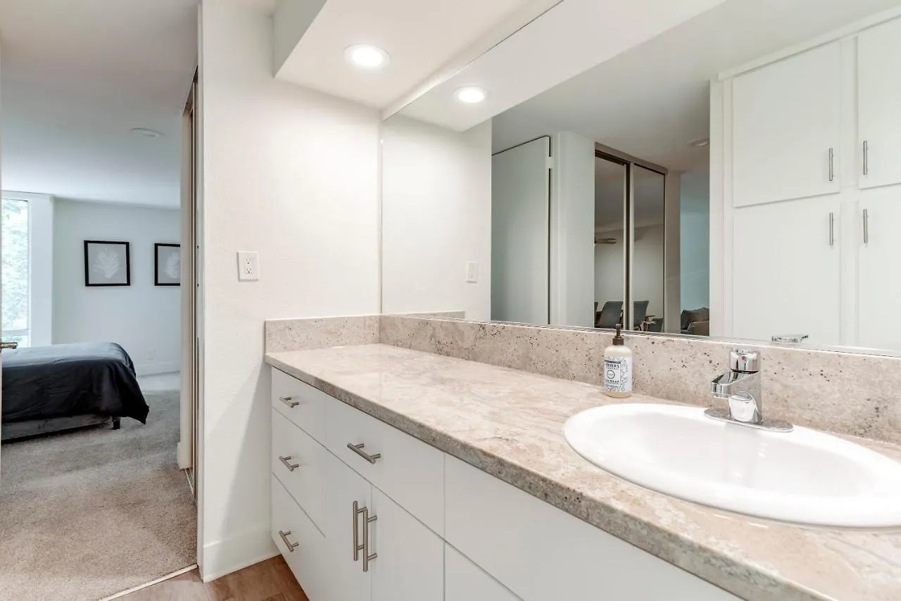 New Luxury Apartment Weho Boys Town Med Los Angeles